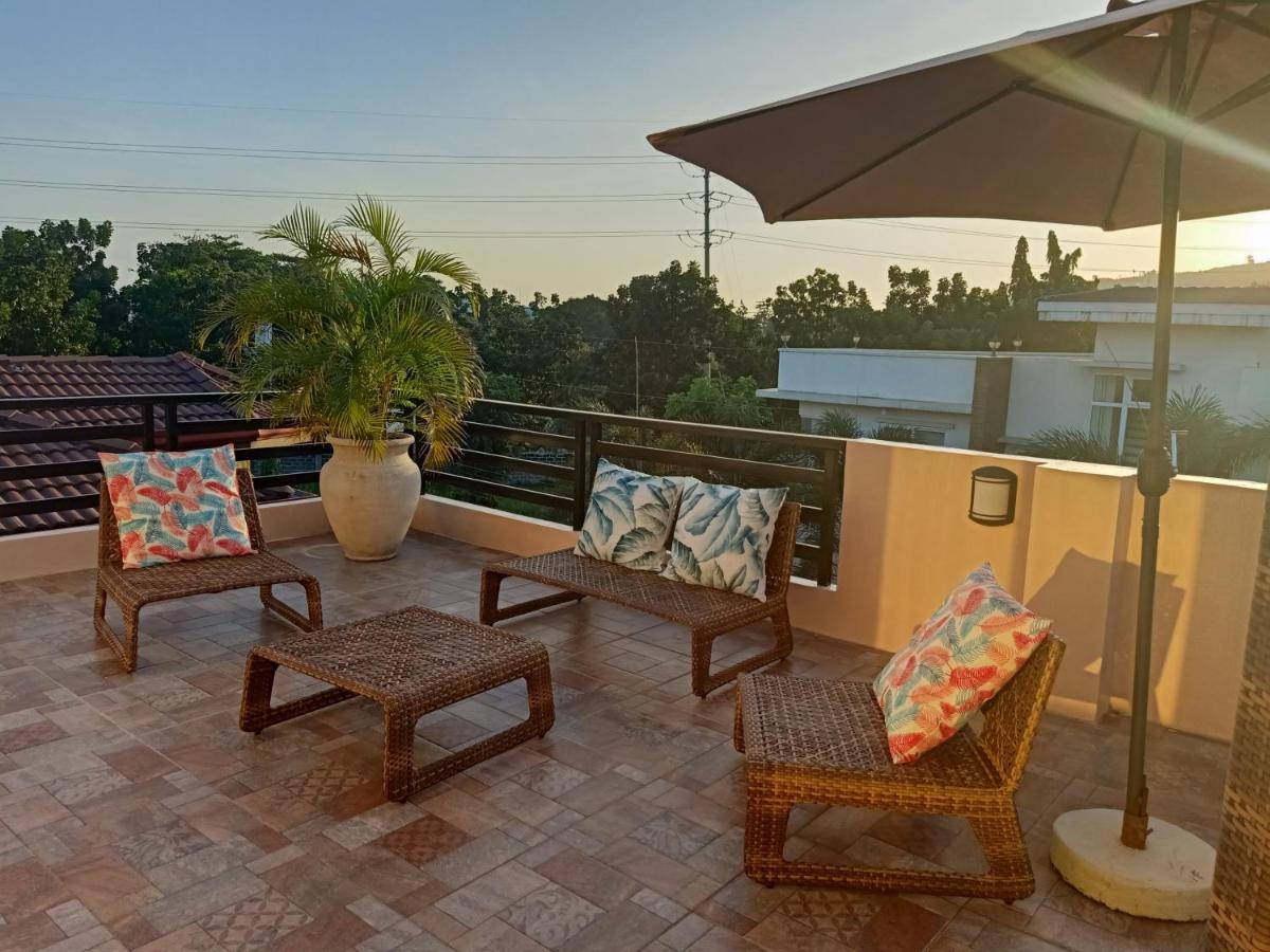 Aj'S Haven Homestay Cebu Buitenkant foto