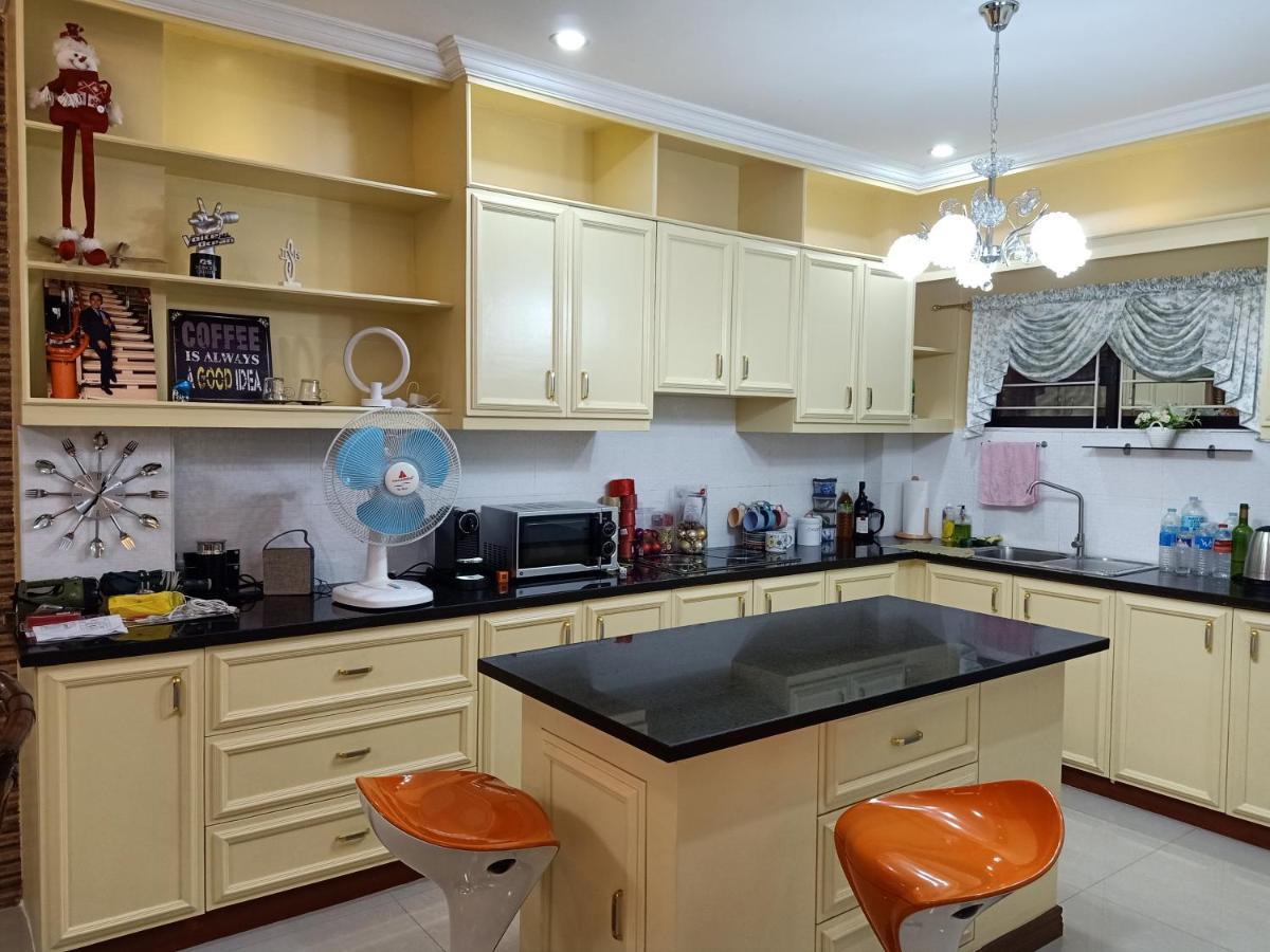 Aj'S Haven Homestay Cebu Buitenkant foto